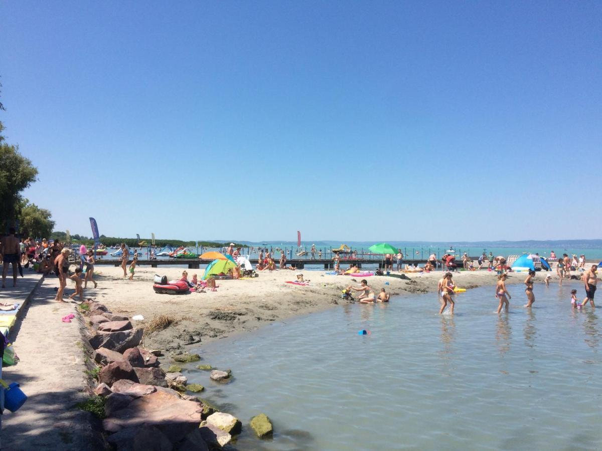 Elso Fecske Apartmanok Siófok Exterior foto