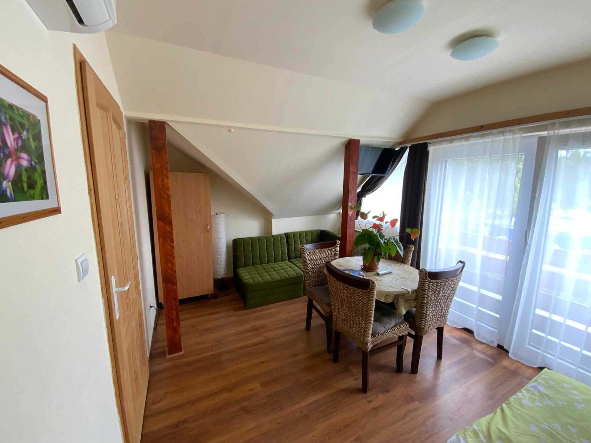 Elso Fecske Apartmanok Siófok Exterior foto